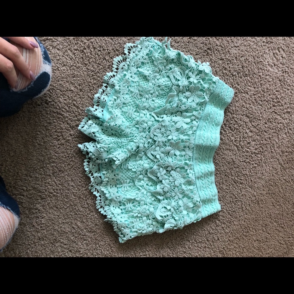 Various shorts/leggings